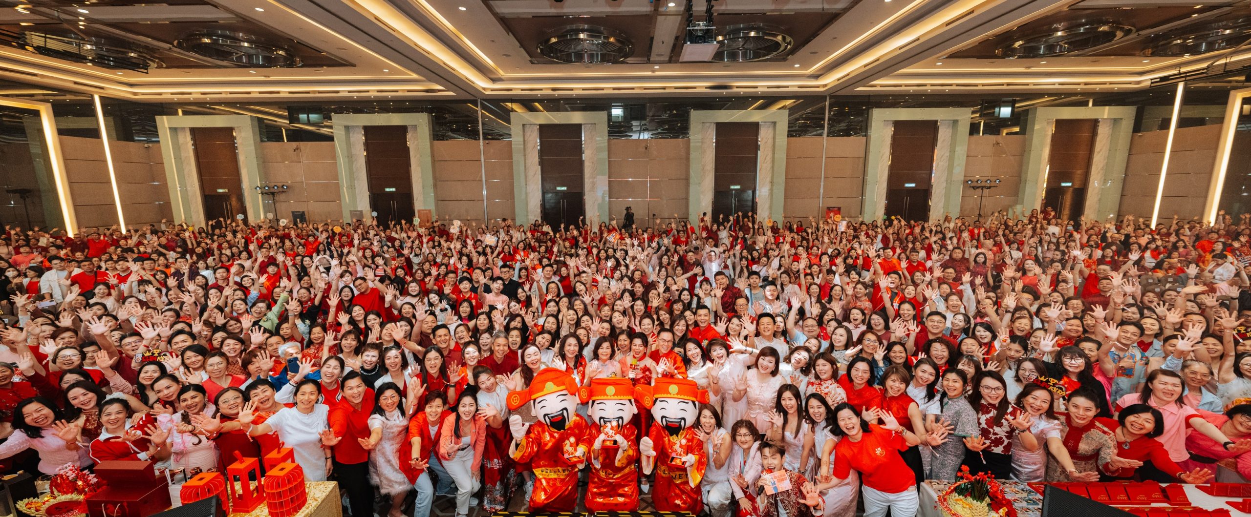 马上迎接财神到